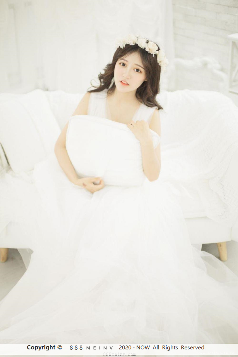 好看的白色婚纱新娘唯美气质迷人图片