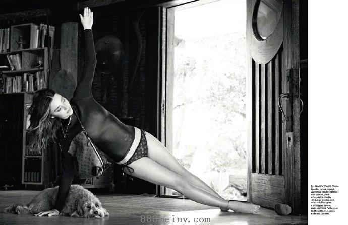 米兰达·可儿气质瑜伽写真照片