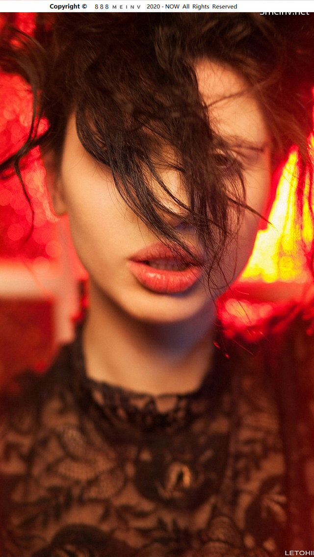 俄罗斯女人全体照片 狂野欧美性感美女红唇美女撩人抽烟艺术个人写真 www.888meinv.com 美女图片网