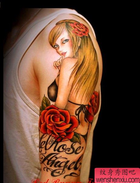 大臂美女玫瑰纹身图案有特殊意义的小纹身