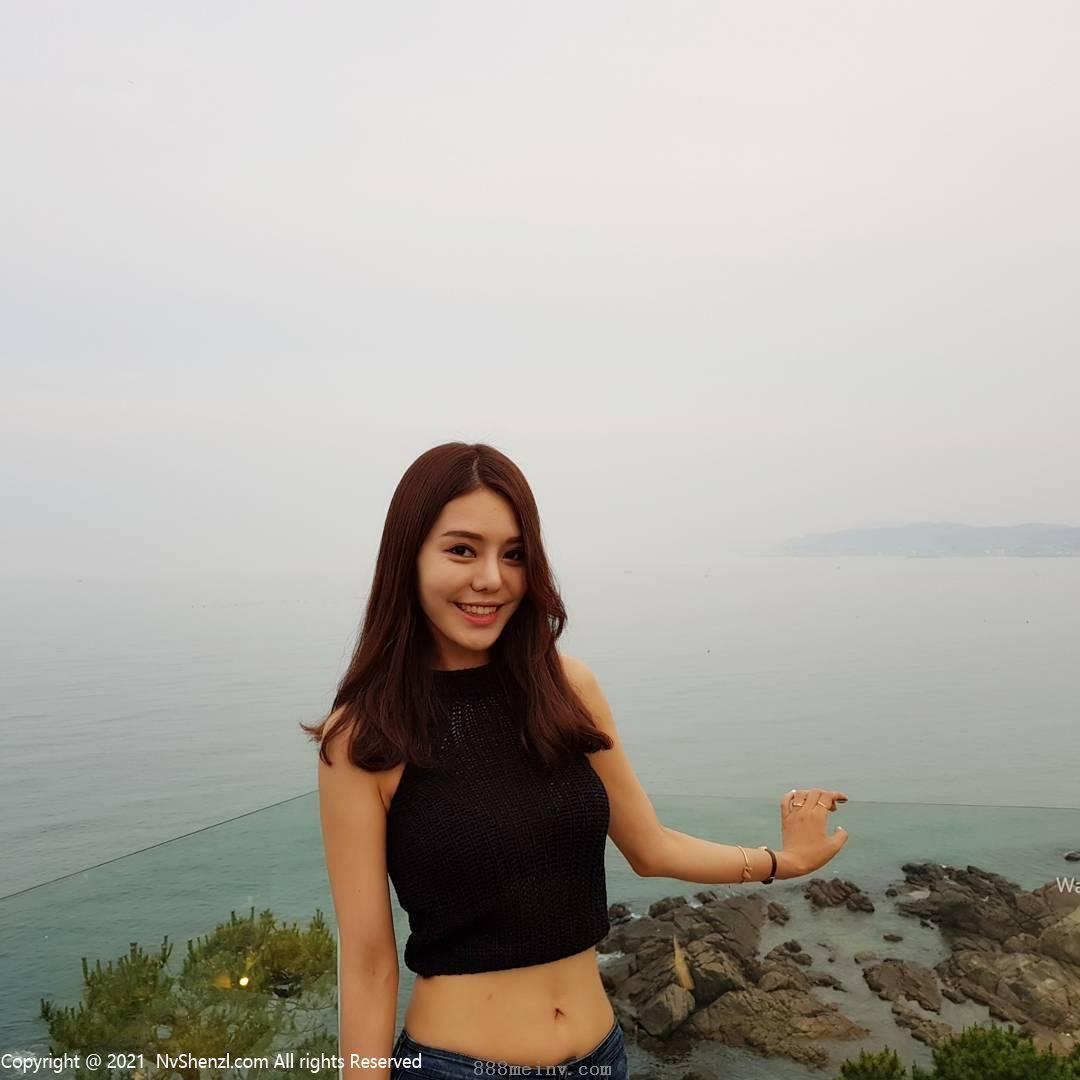 Angelakim- 南韩性感姐姐胸前「不科学肿胀」